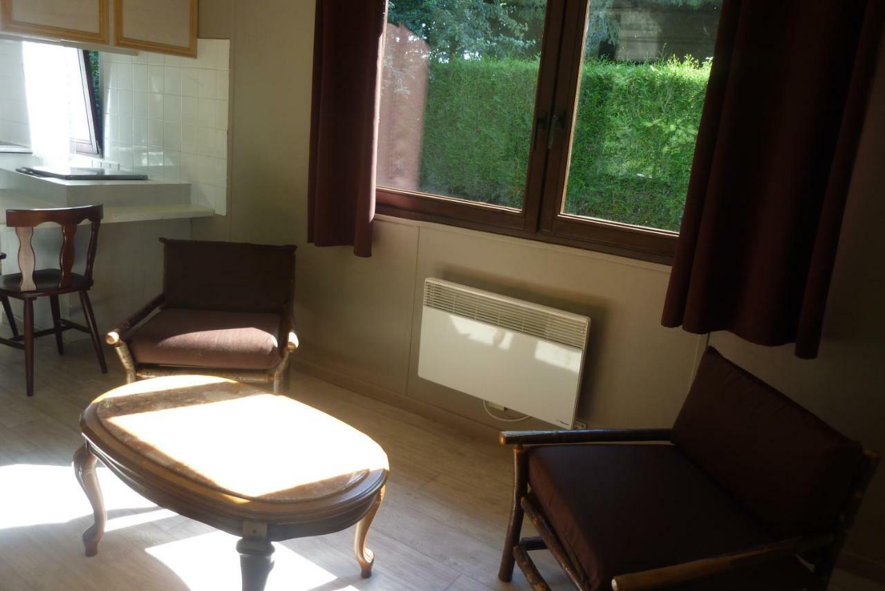 Relais Du Saussay Villa Pertheville-Ners Екстериор снимка